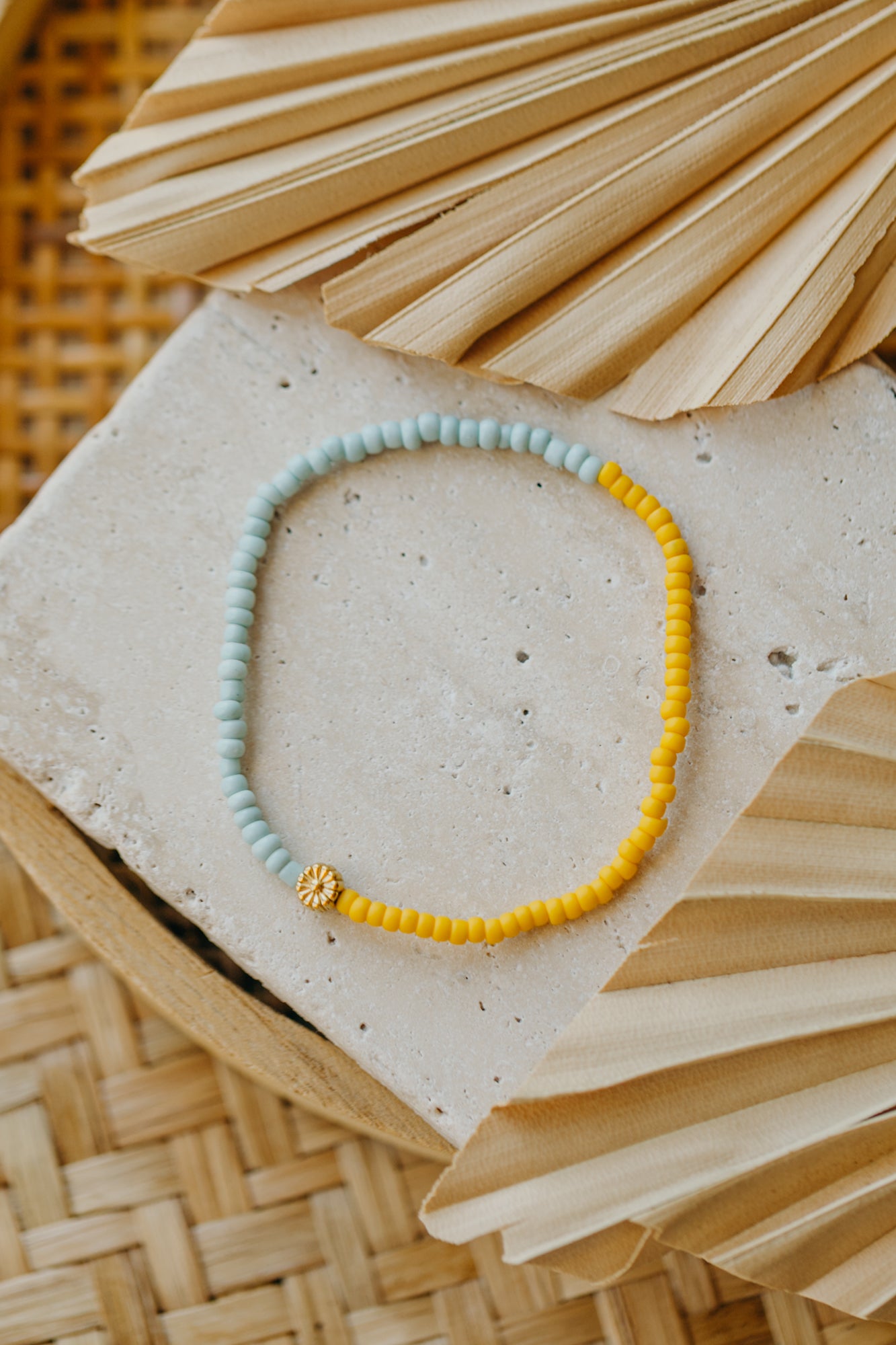 BLUME - zweifarbiges Armband mit Miyuki Glasperlen - gelb &amp; mint