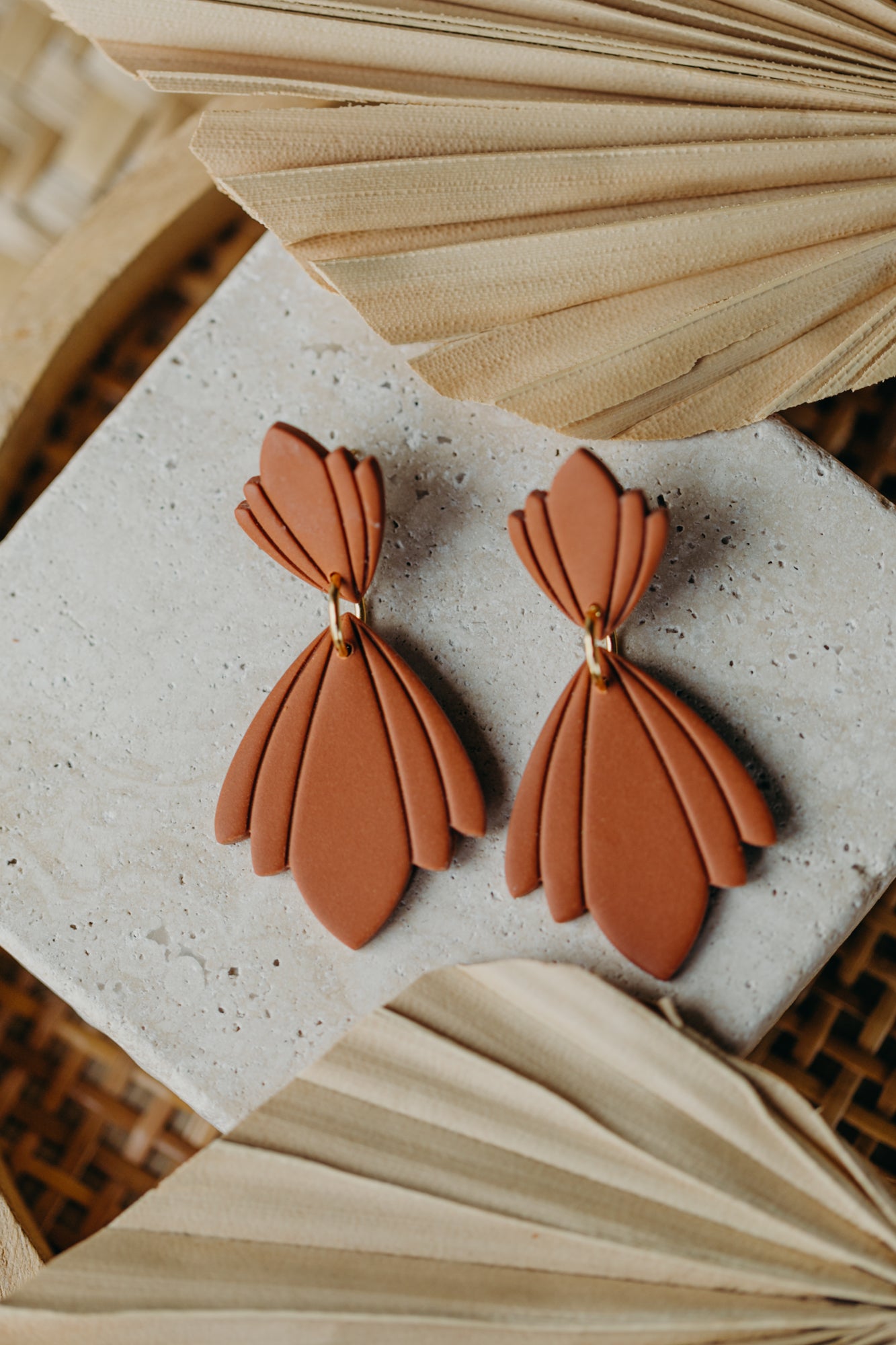 CHARLOTTE - large cinnamon-colored statement earrings