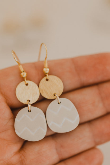 MARJA - small drop earrings gold