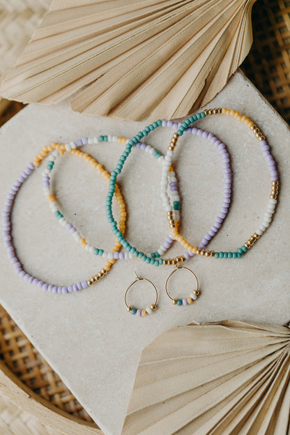 CAPRI - filigrane Creolen mit bunten Perlen