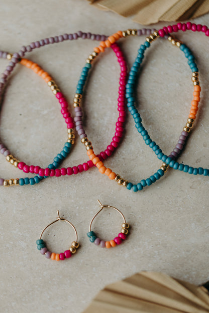 FORMENTERA - filigrane Creolen mit bunten Perlen