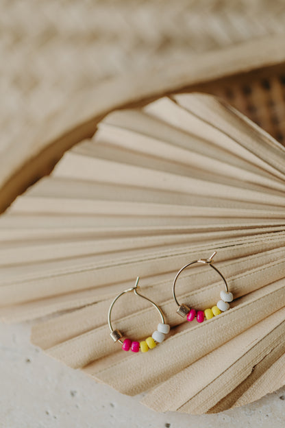 Hoop earrings with round plate - champagne colors