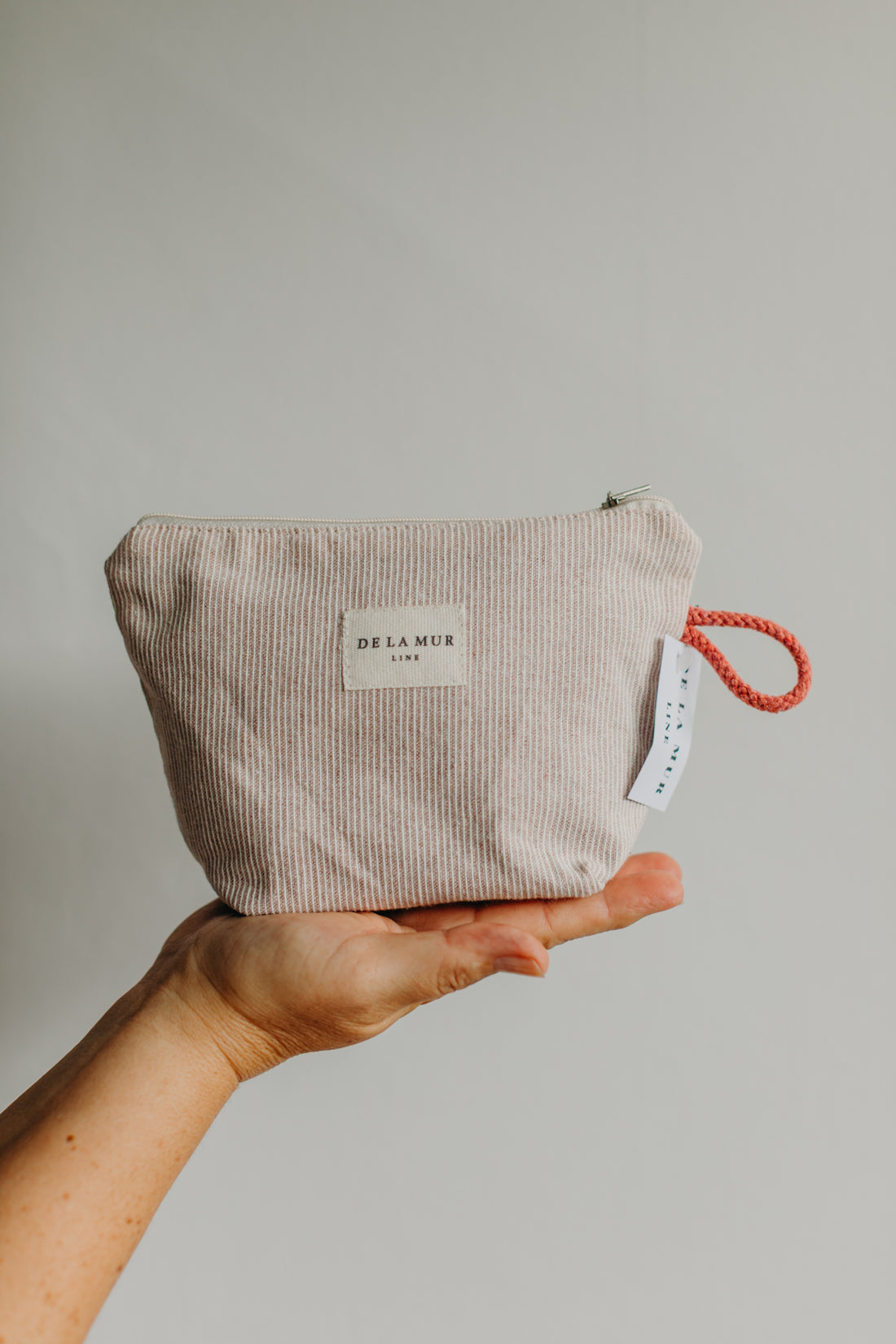 DeLaMur_Beauty Bag Klein IBI Detail