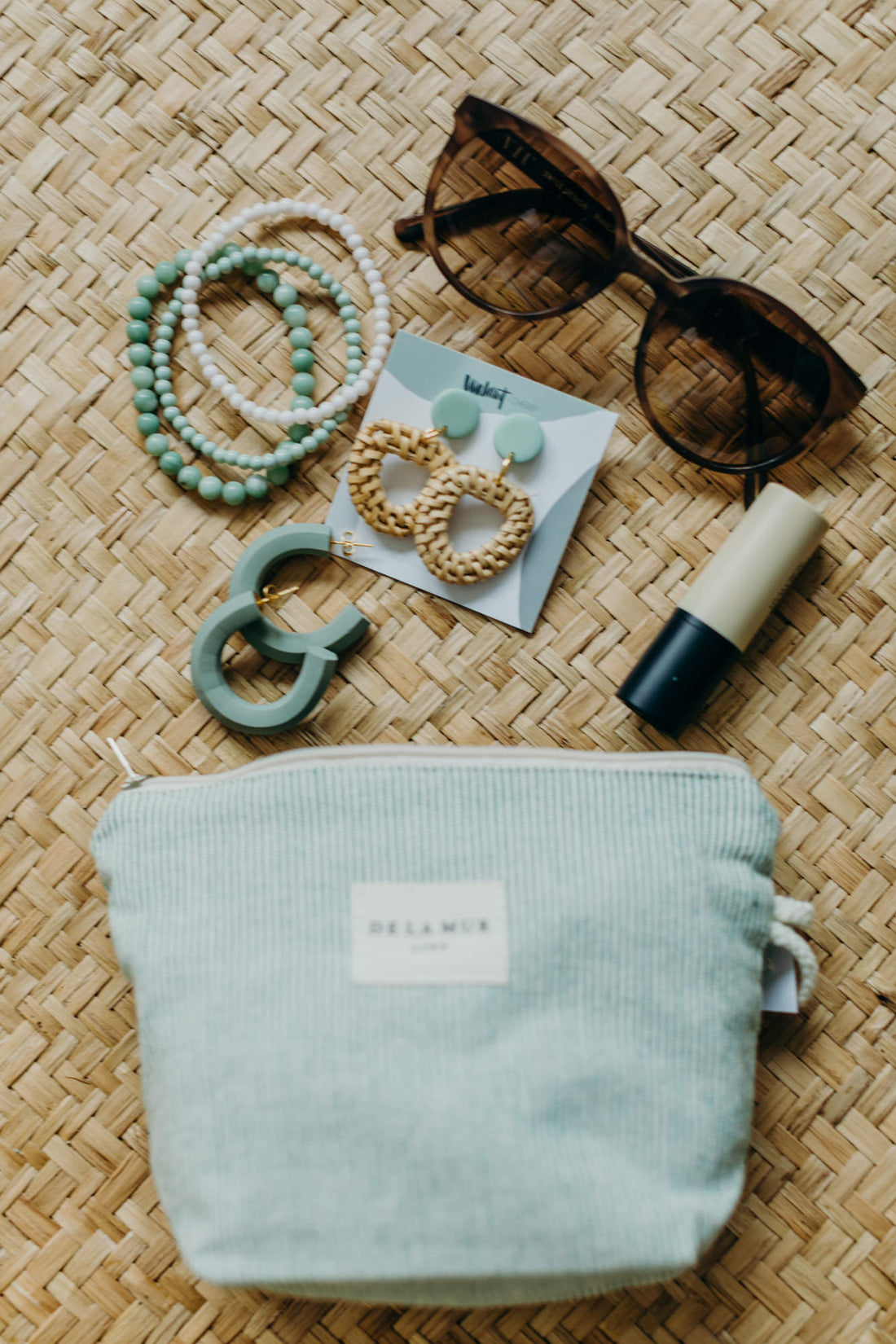 DeLaMur_Beauty Bag Klein TEO Ohrringe Haargummis