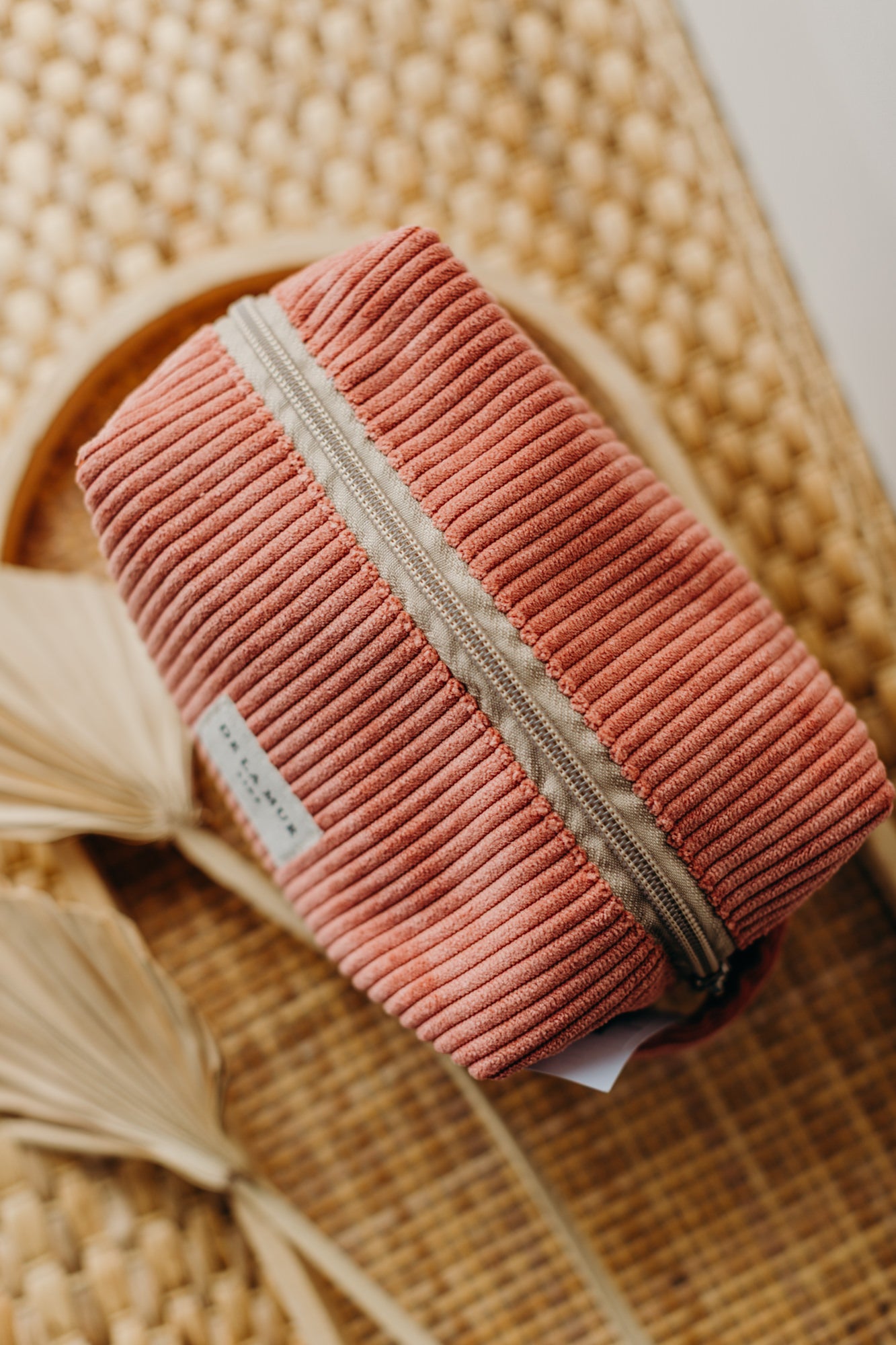 DeLaMur_Beauty Bag Medium CORAL_Draufsicht