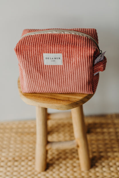 DeLaMur_Beauty Bag Medium CORAL