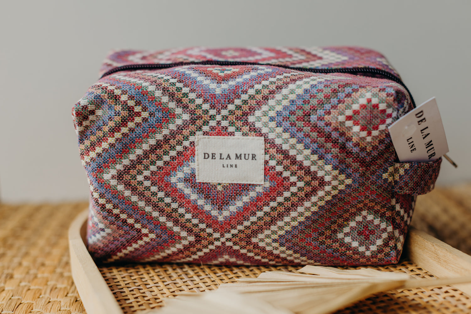DeLaMur_Beauty Bag Medium NANA_Nahaufnahme