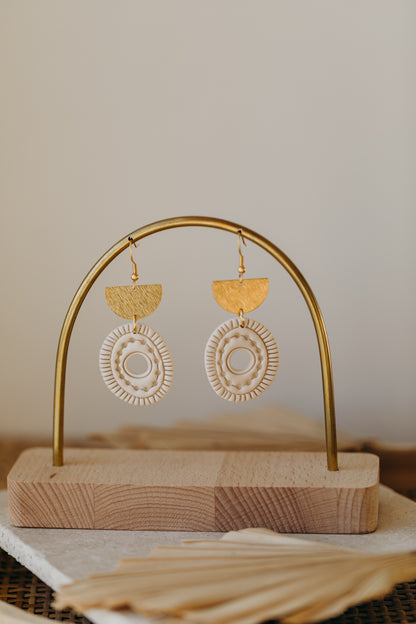 ESME - ovale Boho Ohrringe mit Muster in vanille