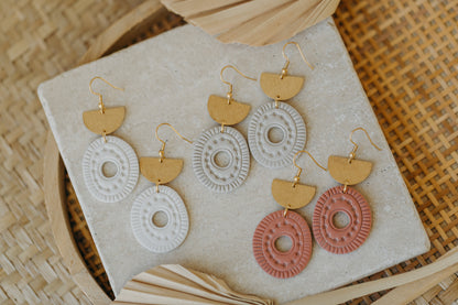 ESME - helle ovale Boho Ohrringe mit Muster