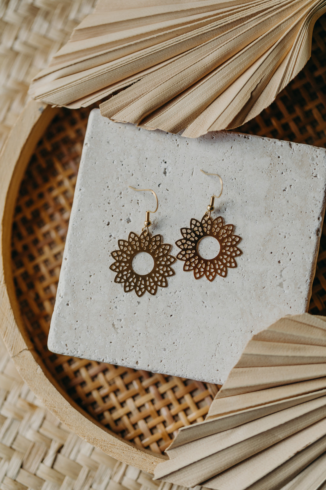 fringe earrings made of brass