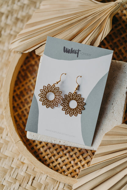 fringe earrings made of brass