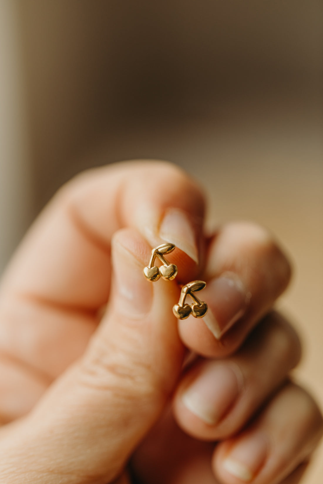 small eye earrings