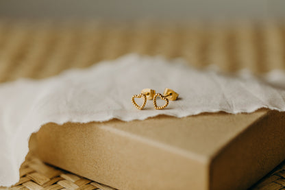 Ohrstecker schmales gepunktetes Herz