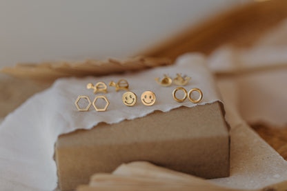 dotted circle earrings