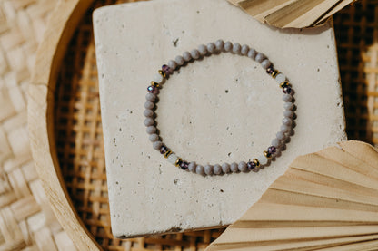 two-tone glass bead bracelet blue &amp;amp; cream