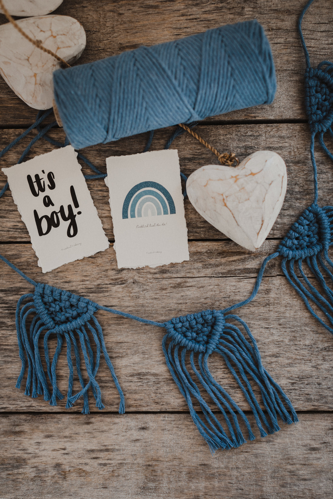 Macrame garland in blue