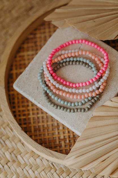 pinkes Glasperlenarmband (4mm)