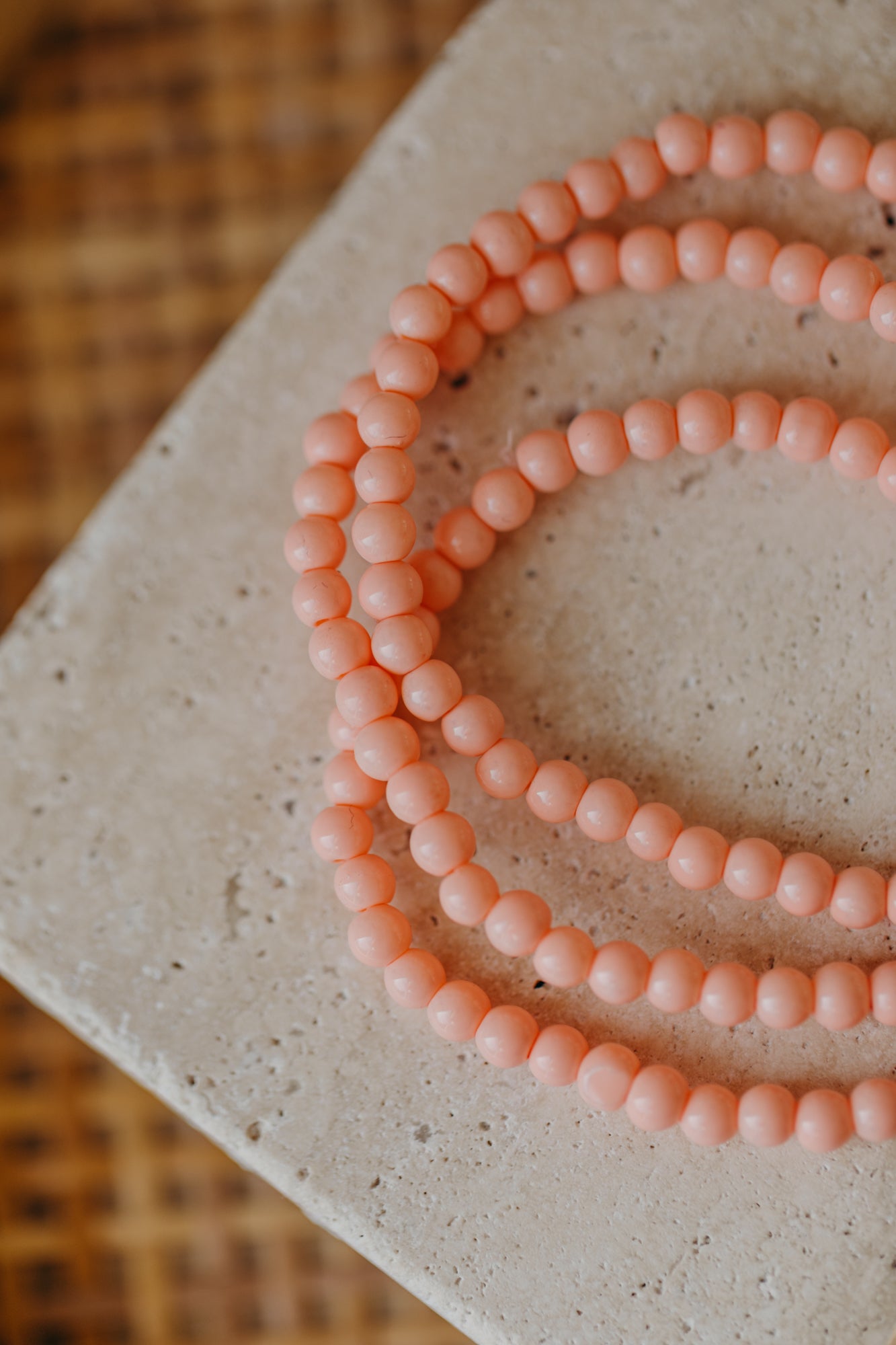 apricot glass bead bracelet (4mm)