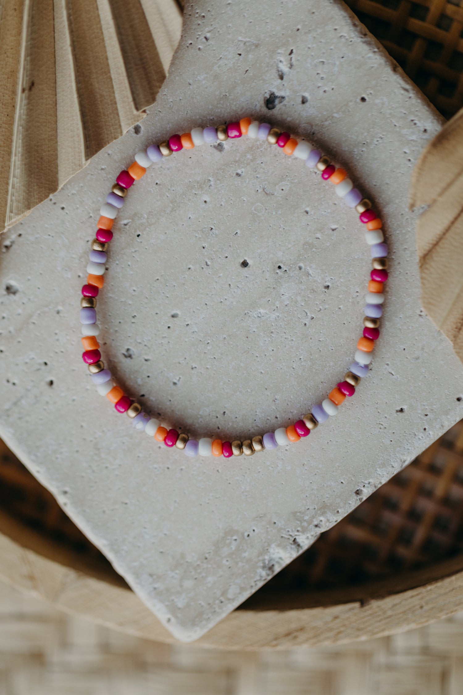 two-tone glass bead bracelet blue &amp;amp; cream