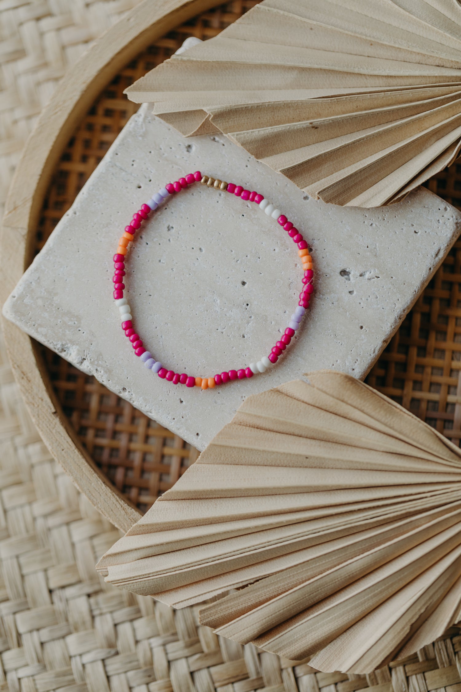 two-tone glass bead bracelet blue &amp;amp; cream