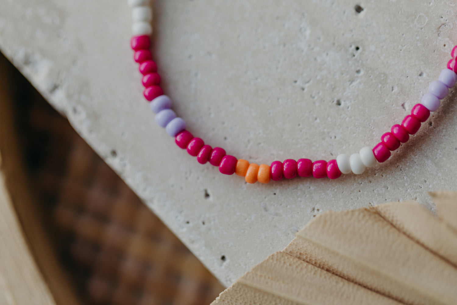 two-tone glass bead bracelet blue &amp;amp; cream