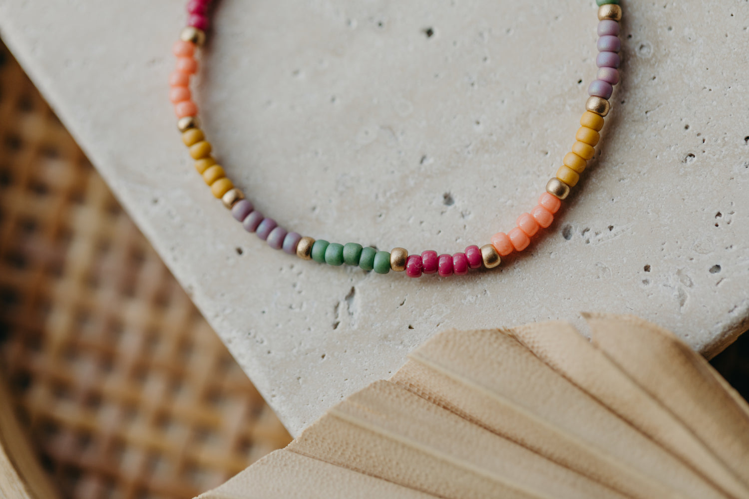 two-tone glass bead bracelet blue &amp;amp; cream