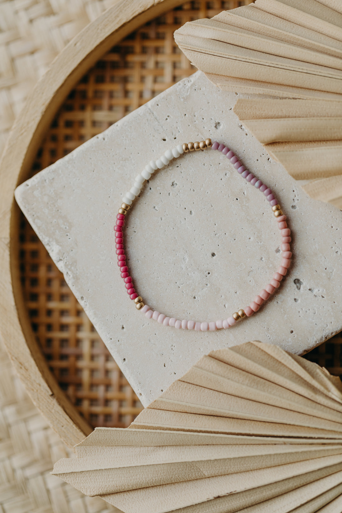 two-tone glass bead bracelet blue &amp;amp; cream