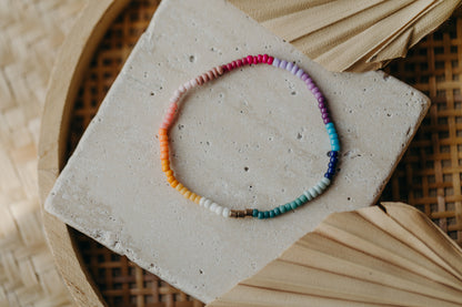 two-tone glass bead bracelet blue &amp;amp; cream