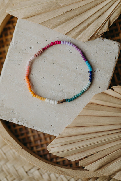 two-tone glass bead bracelet blue &amp;amp; cream
