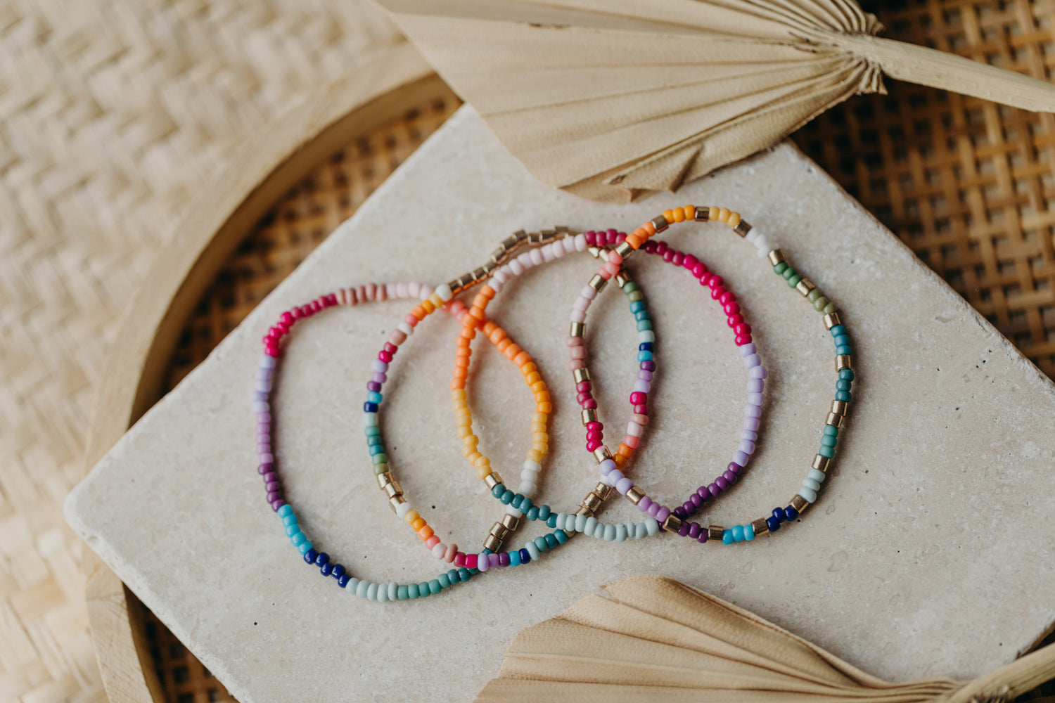 MOREA - buntes Glasperlenarmband 002