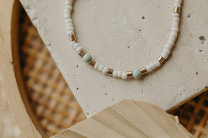 two-tone glass bead bracelet blue &amp;amp; cream