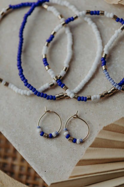 Hoop earrings with round plate - champagne colors