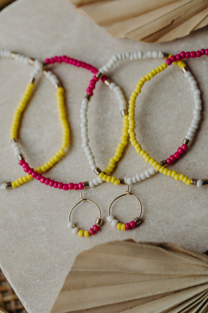 Hoop earrings with round plate - champagne colors