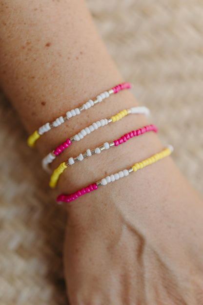 two-tone glass bead bracelet blue &amp;amp; cream