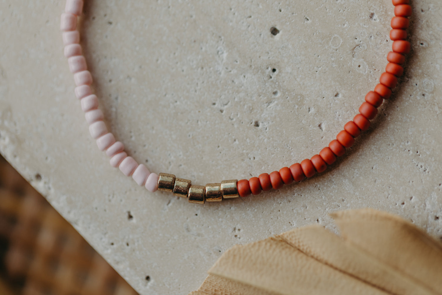 two-tone glass bead bracelet blue &amp;amp; cream