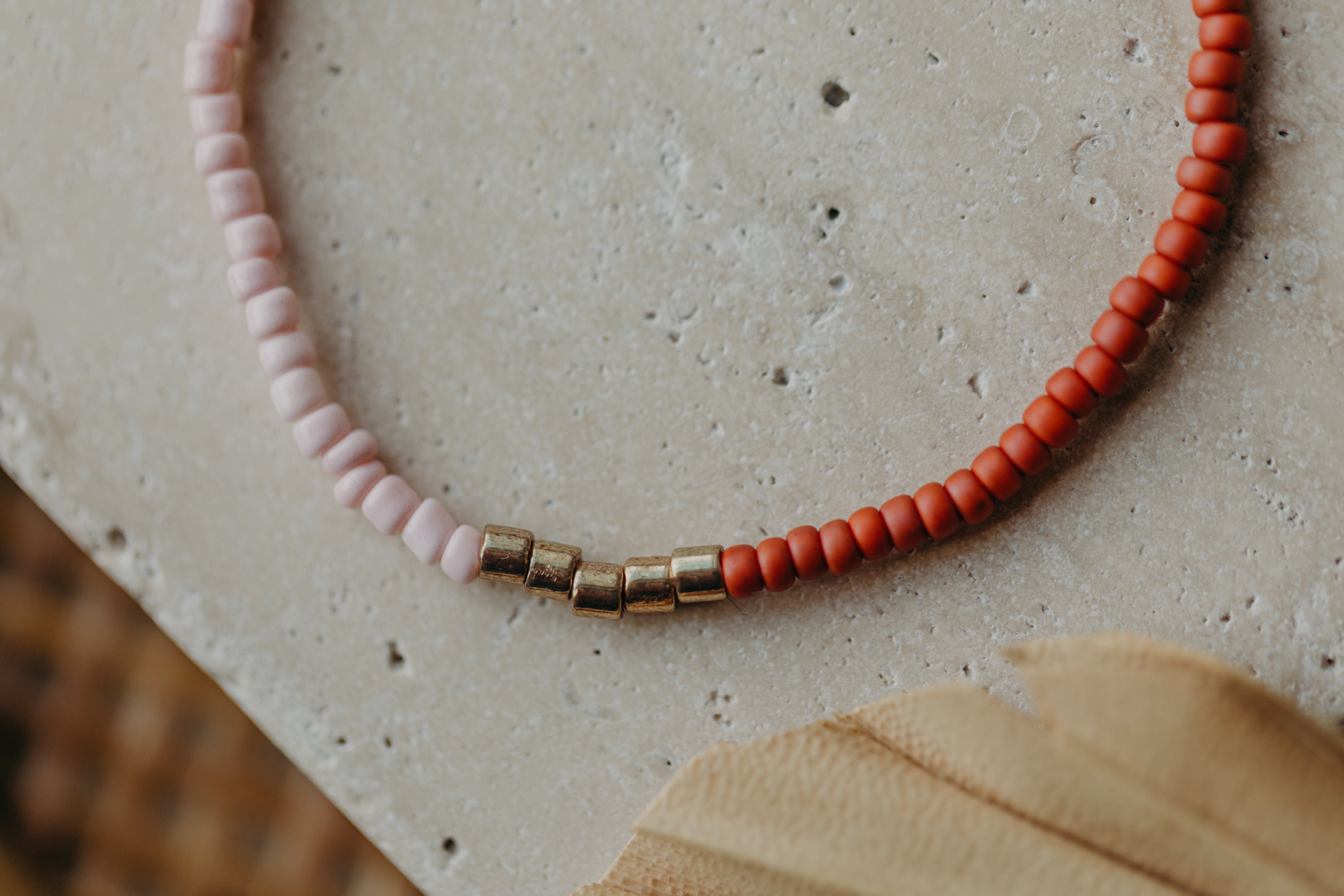 two-tone glass bead bracelet blue &amp;amp; cream