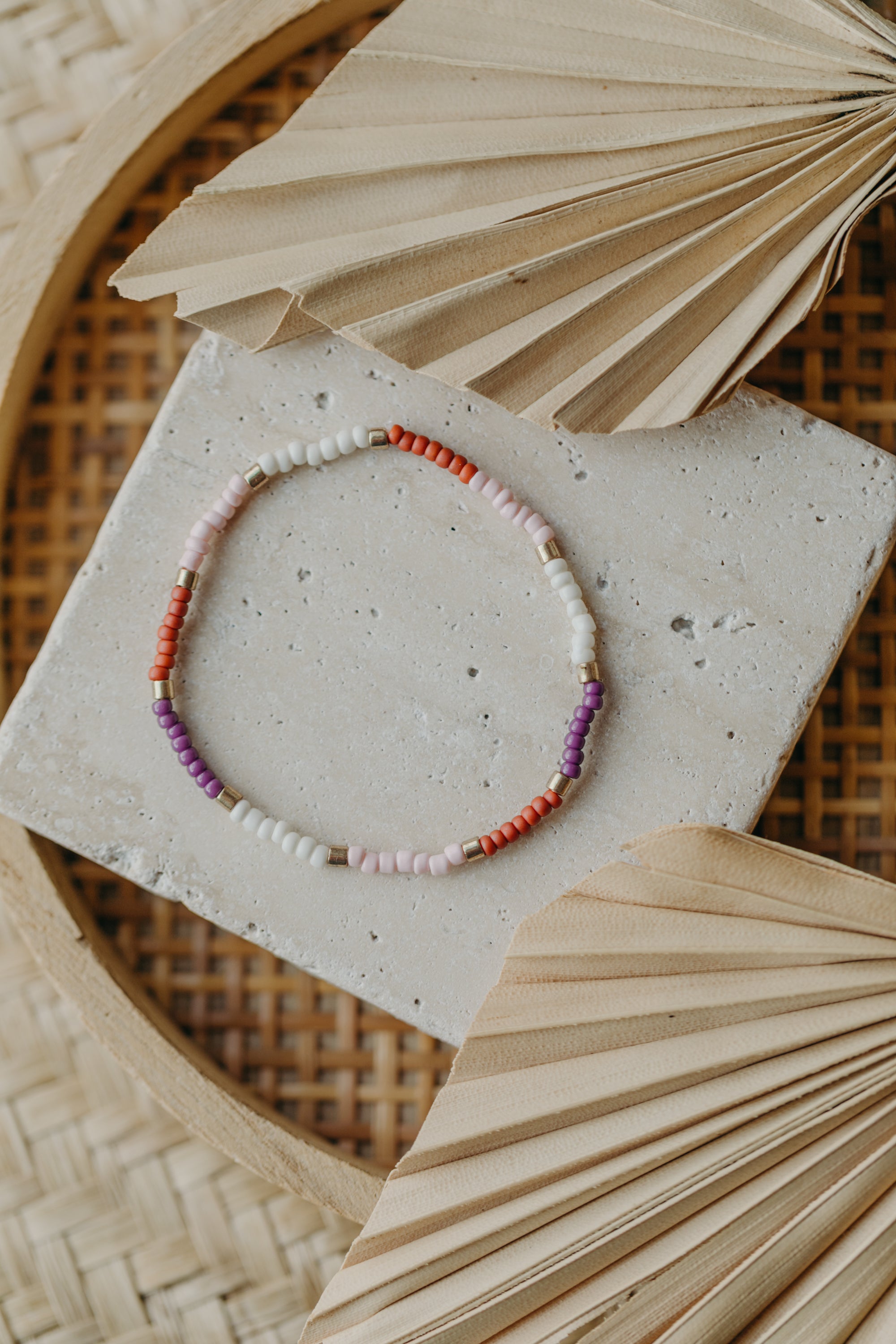 two-tone glass bead bracelet blue &amp;amp; cream