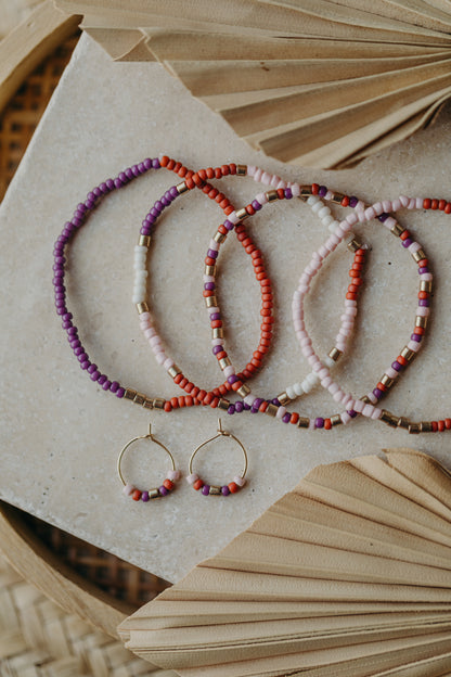 Hoop earrings with round plate - champagne colors