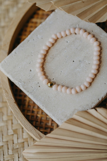 two-tone glass bead bracelet blue &amp;amp; cream