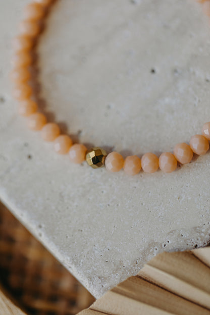 two-tone glass bead bracelet blue &amp;amp; cream