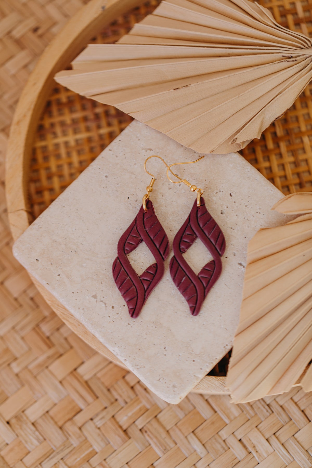 LEE – Ohrringe in Merlot aus Polymer Ton