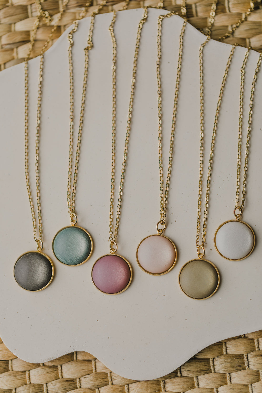 Necklace with large rose quartz gemstone