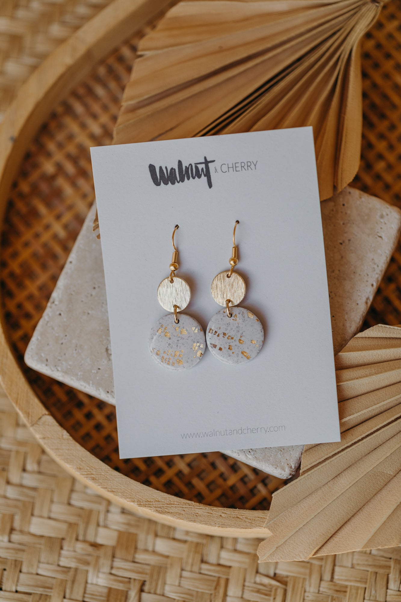 helle Polymer Ton Ohrringe mit Blattgold