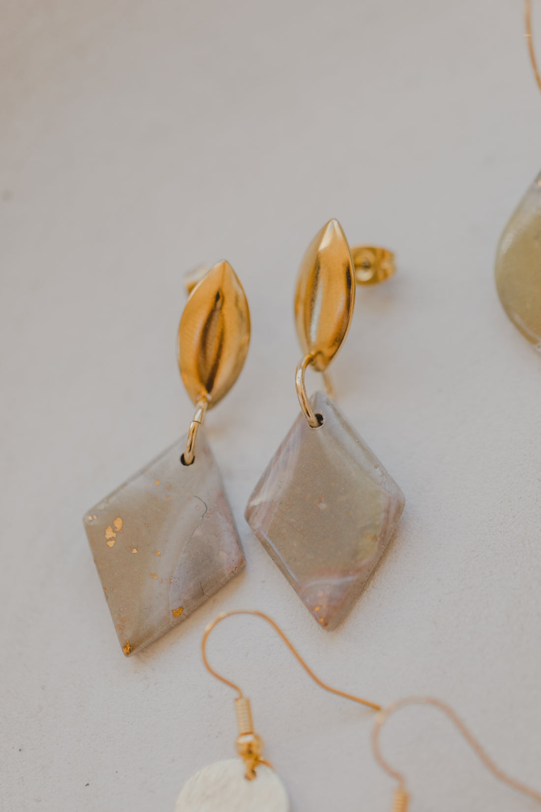 three-colored polymer clay earrings in ceramic look