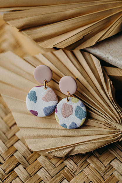 JORA - bunte runde Ohrringe aus Polymer Ton (Rosa)