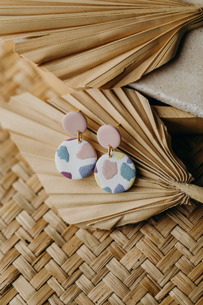 JORA - bunte runde Ohrringe aus Polymer Ton (Rosa)
