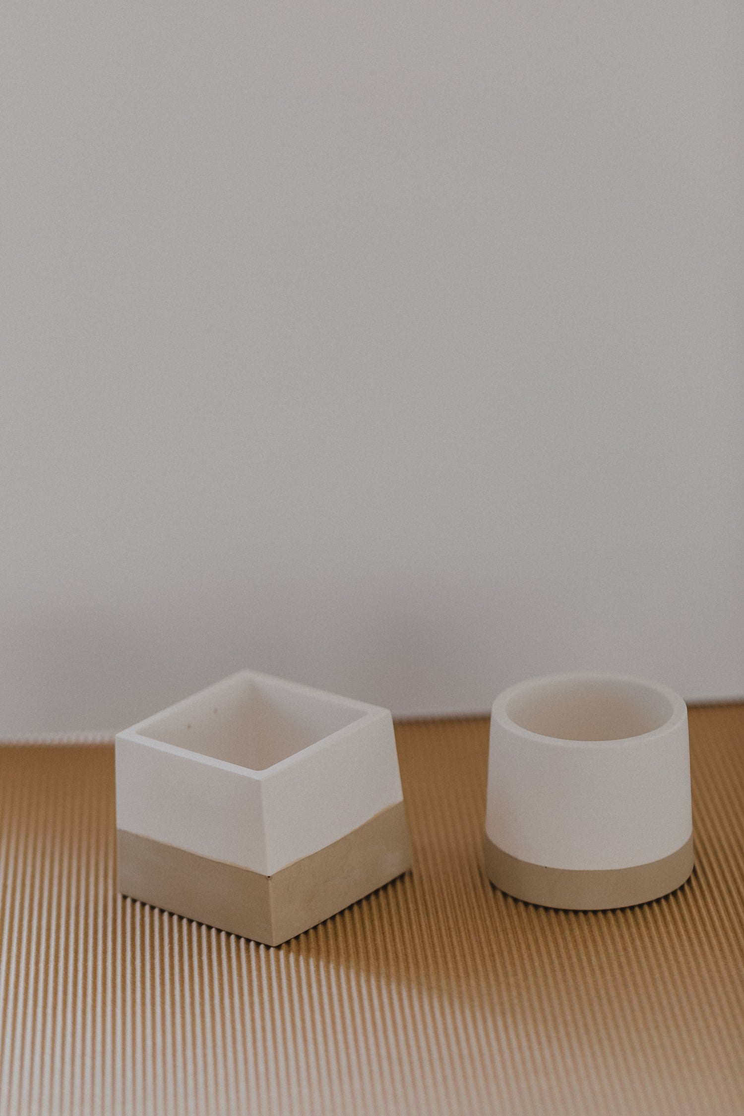 two-tone bowl made of Jesmonite