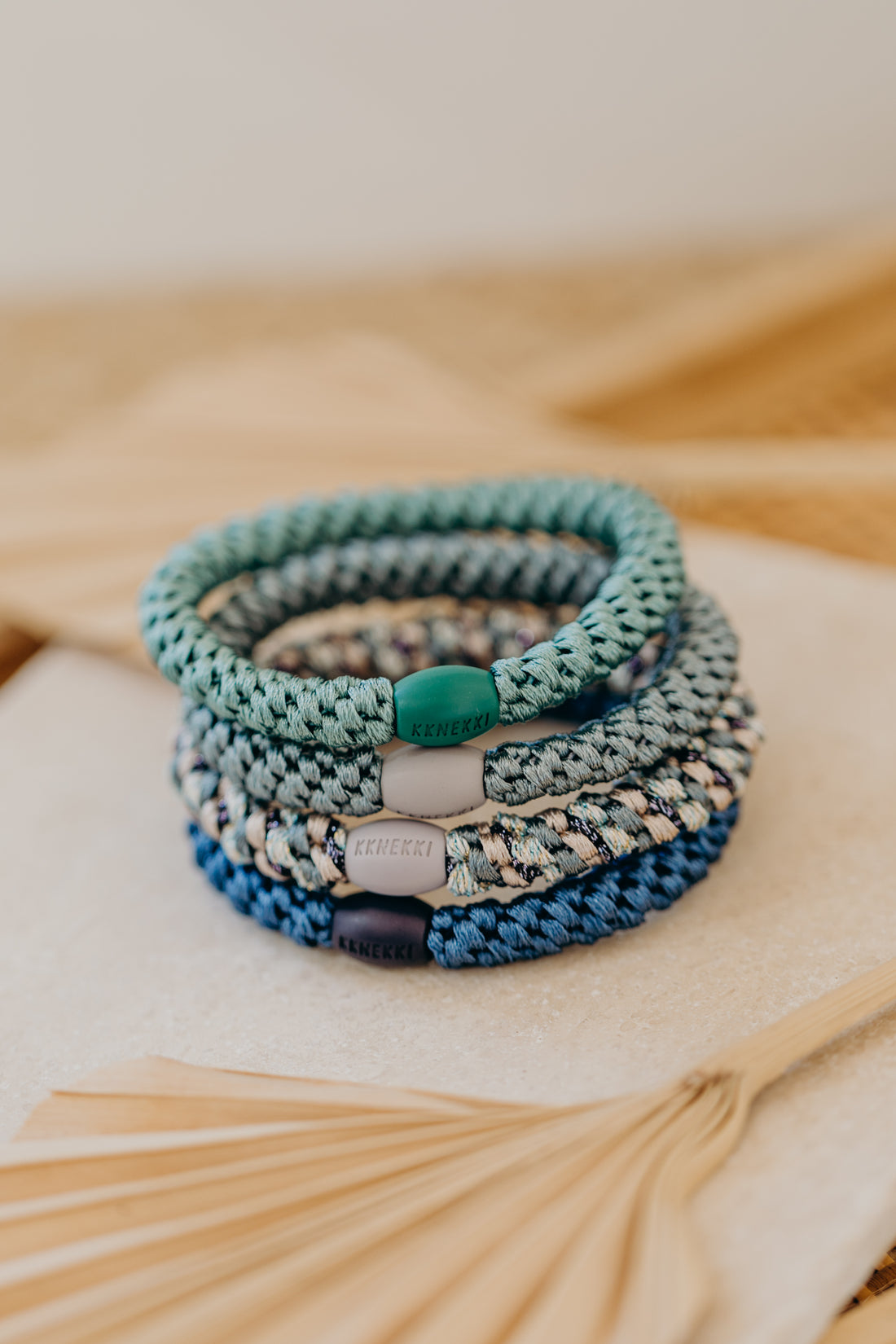 KKNEKKI Hair Tie Set 006: 4 hair ties in a set in green and blue tones