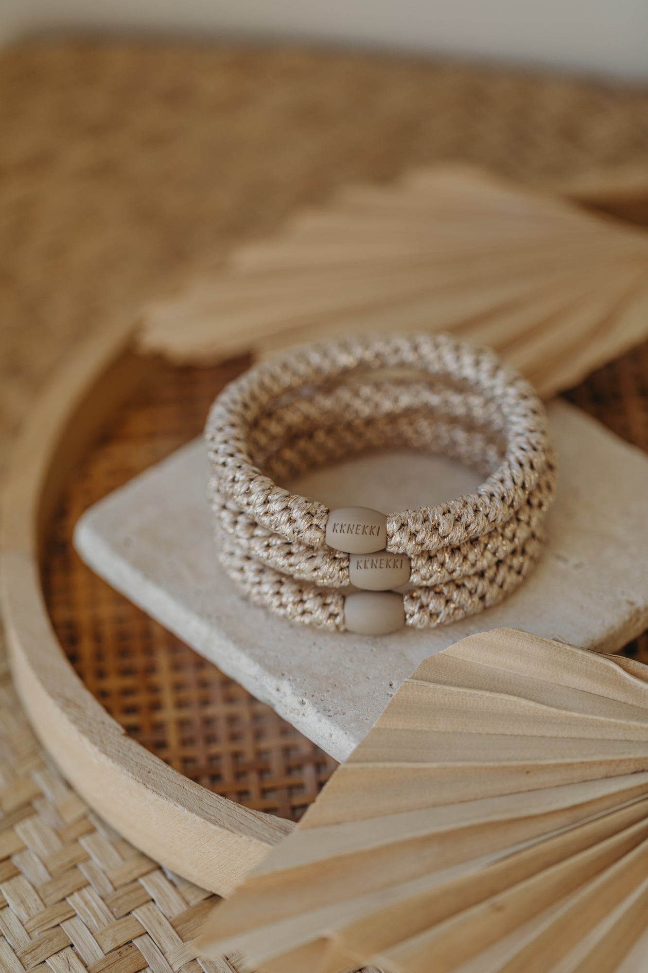 KKNEKKI Hair Tie Beige Glitter