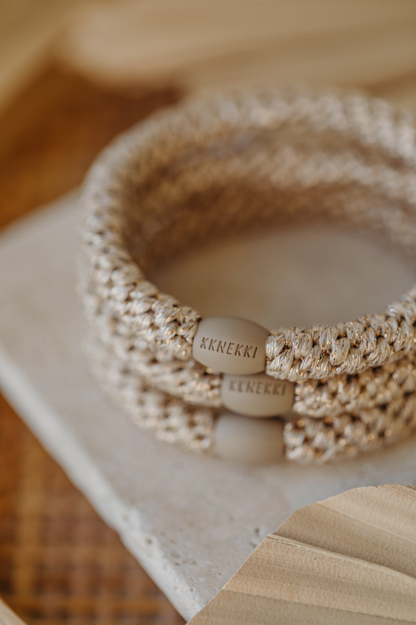 KKNEKKI Hair Tie Beige Glitter